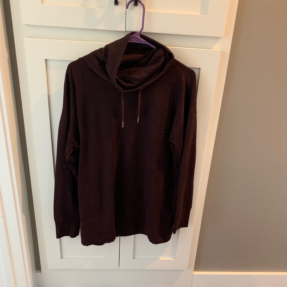 Old navy workout top